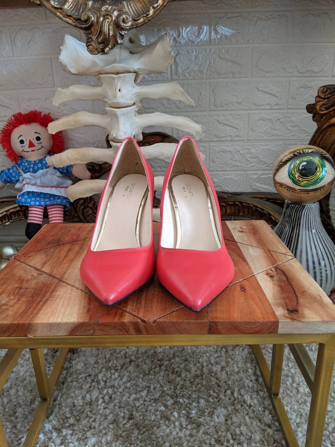 Le Château Women's Red Pointed Toe Heels Size 8