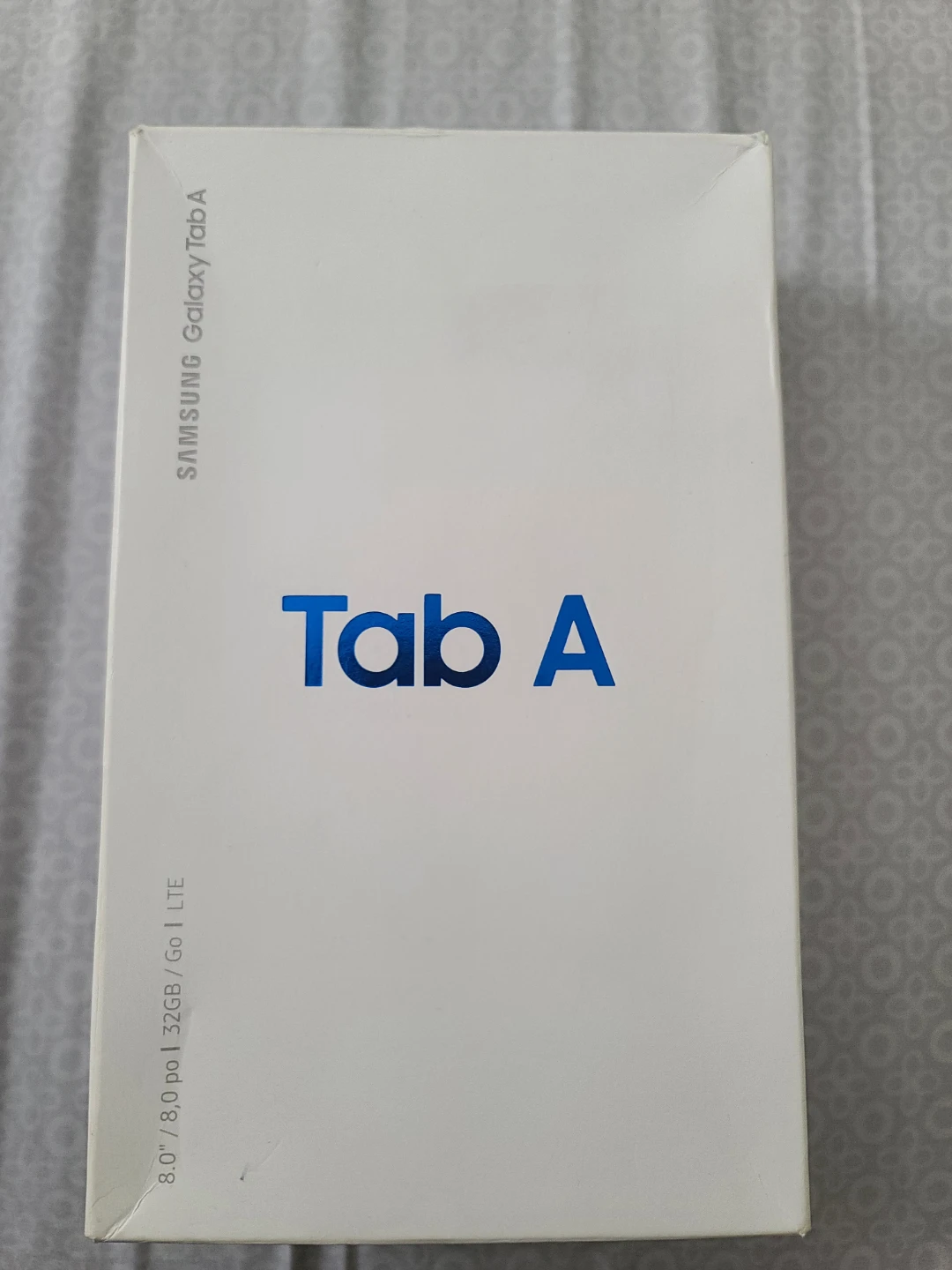 Samsung Galaxy Tab A 8.0 32GB LTE Tablet