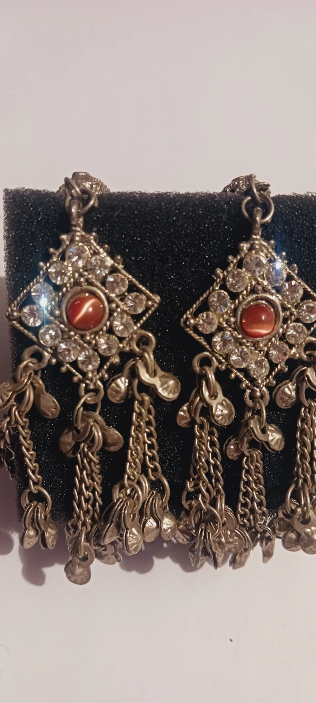 Gorgeous Boho Dangle Earrings with Red Stones - photo 2