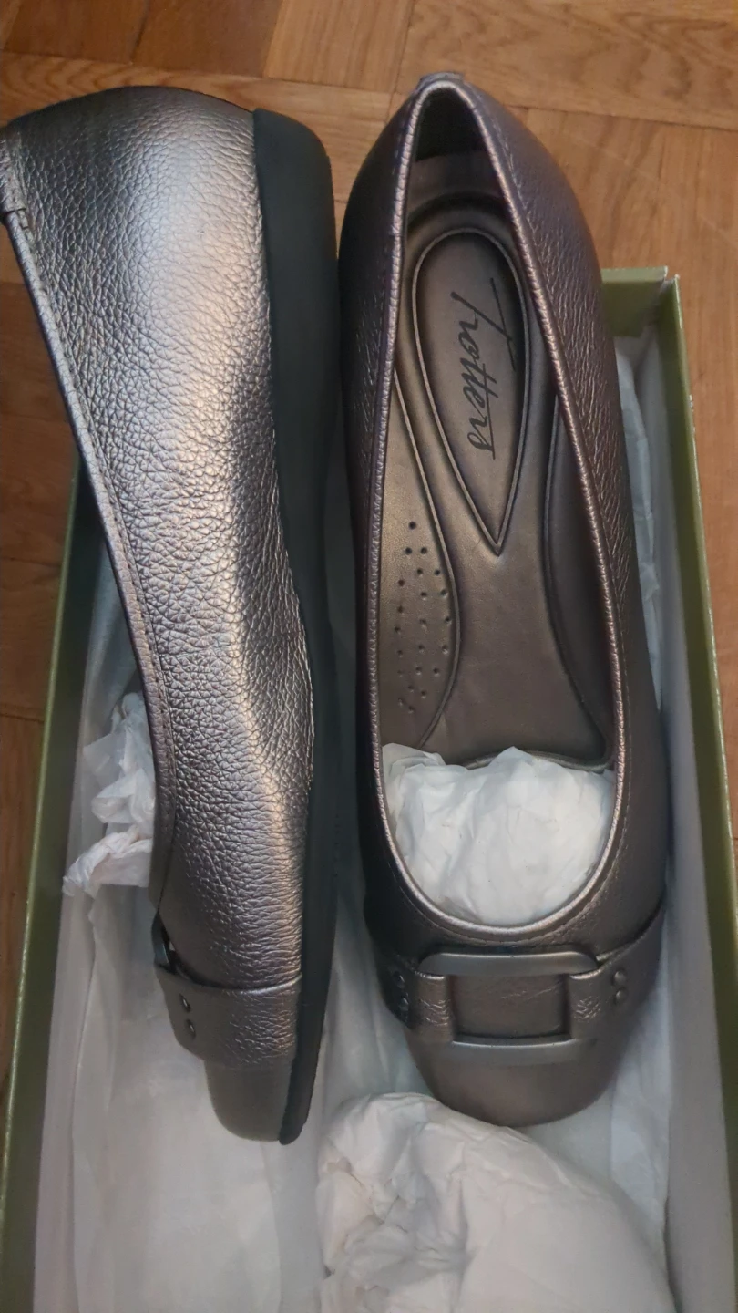 Trotters Sizzle Pewter Ballet Flats Size 9M - photo 2