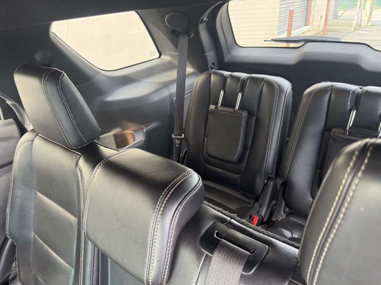 2015Ford Explorer XLT SUV - photo 2