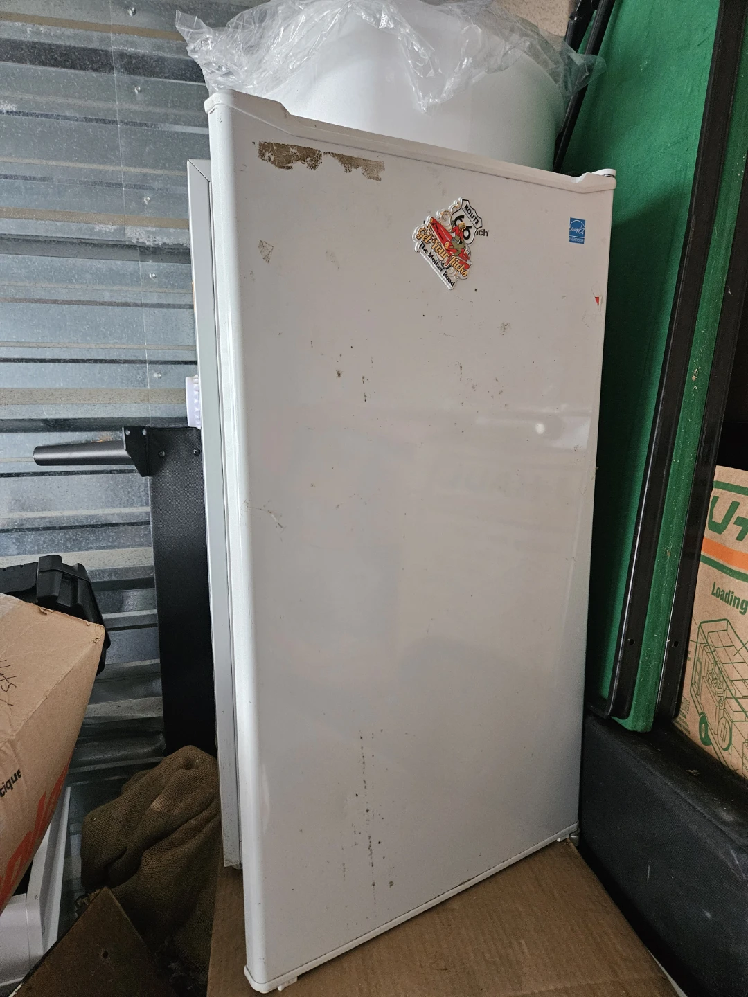 Hamilton Beach White Mini Fridge