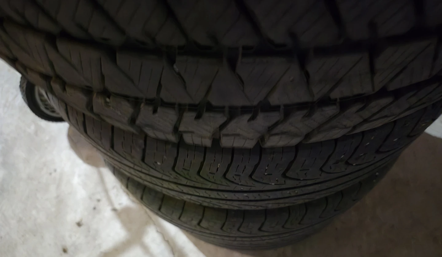 Very Good Set of 4 tires Size 205 55 R16 M+S *DEAL*
