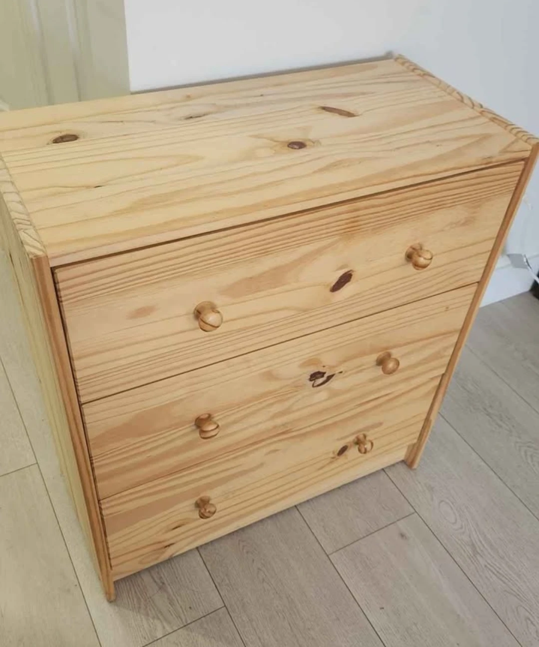 Solid Pine 3-Drawer Dresser