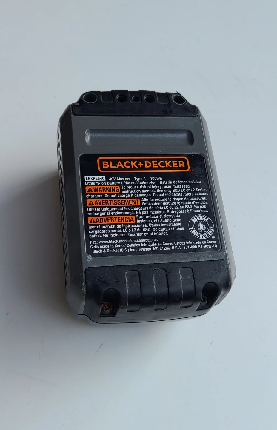 Black & Decker 40V Lithium 2Ah Battery - Excellent Condition - photo 5
