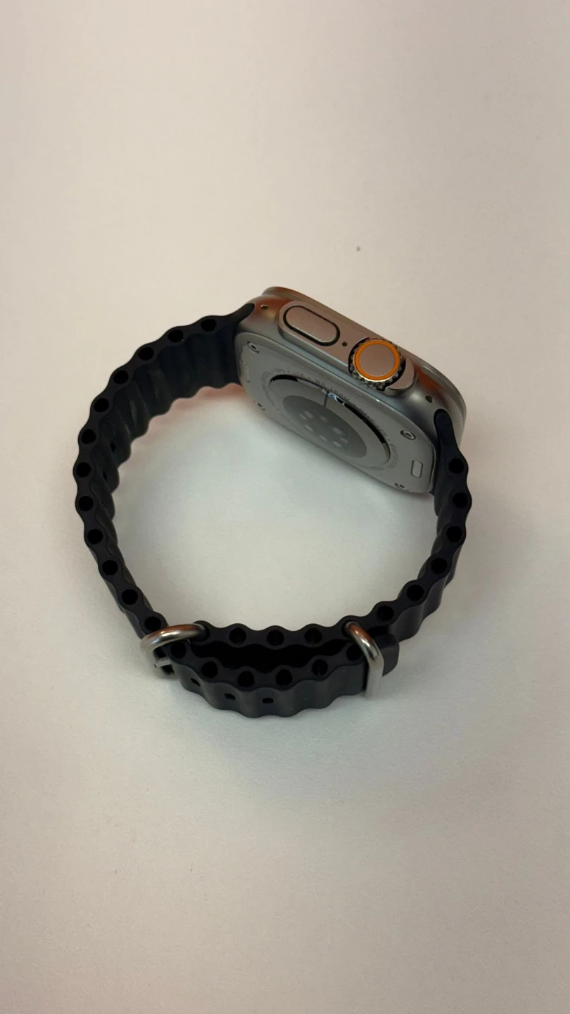 Apple Watch Ultra (1st Gen) – 32GB – Excellent Condition - photo 4