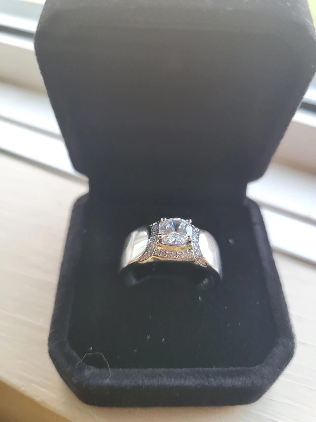 New Sterling Silver Cubic Zirconia Ring