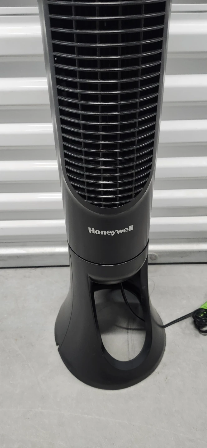 Honeywell tower fan - photo 2