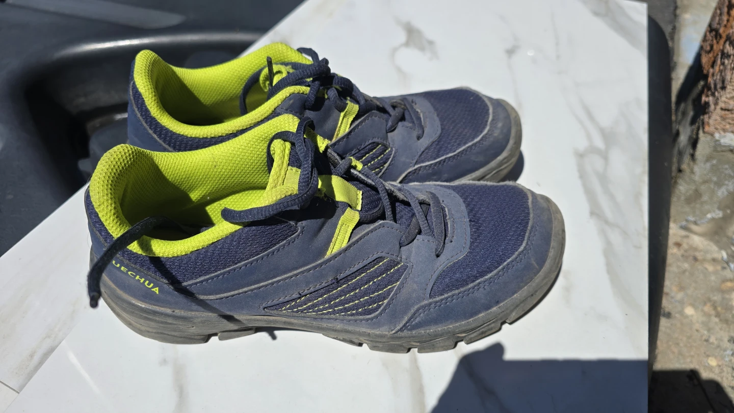 Quechua Youth Hiking Shoes - Size 6 Youth - photo 3