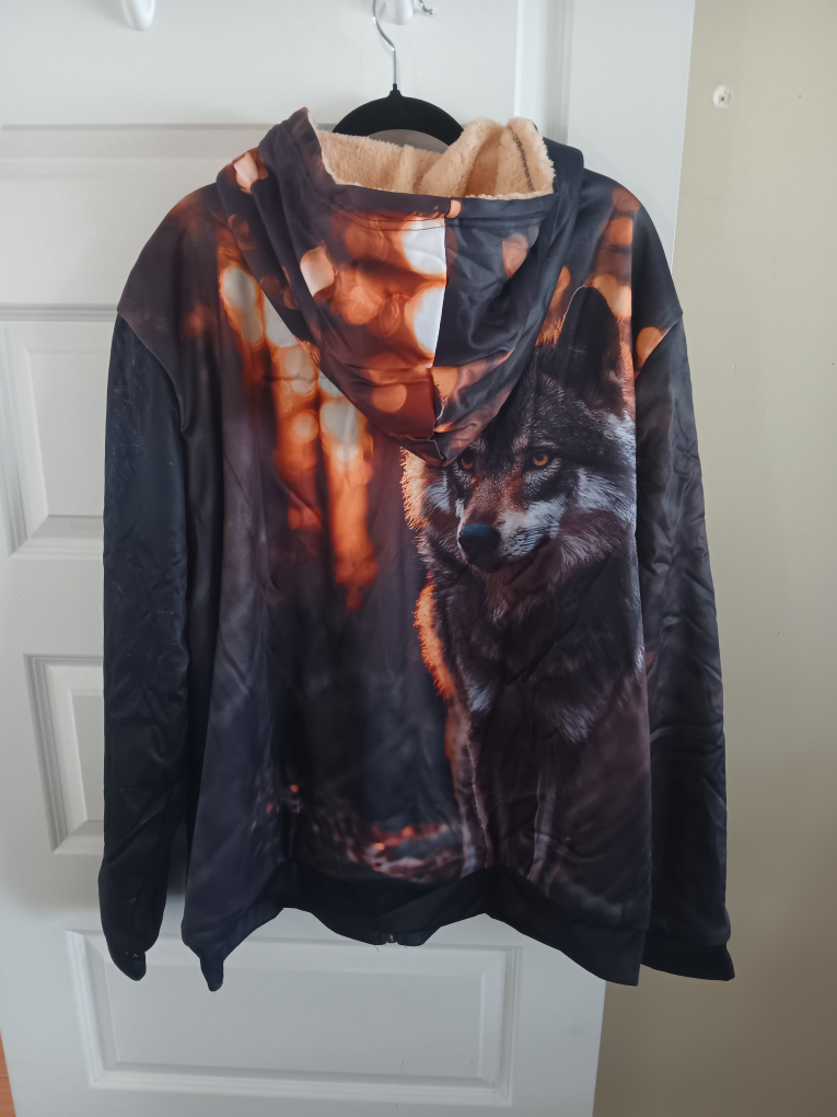 Design for Every Man Wolf Graphic Hoodie - photo 2
