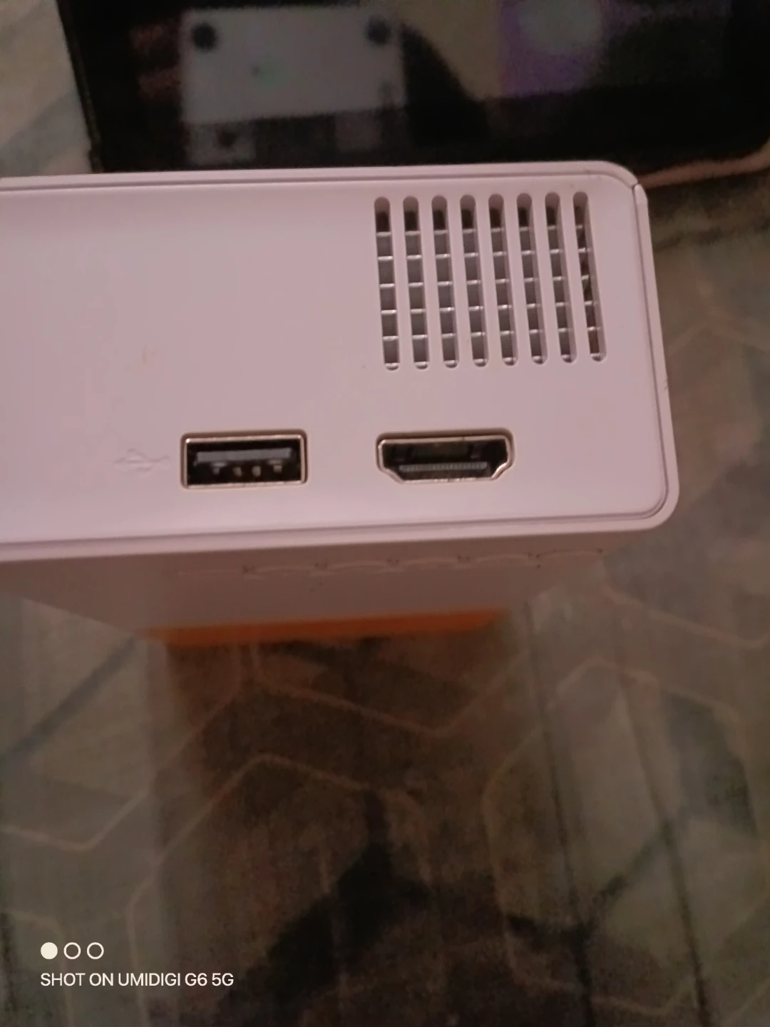 Projector White/Orange - photo 2