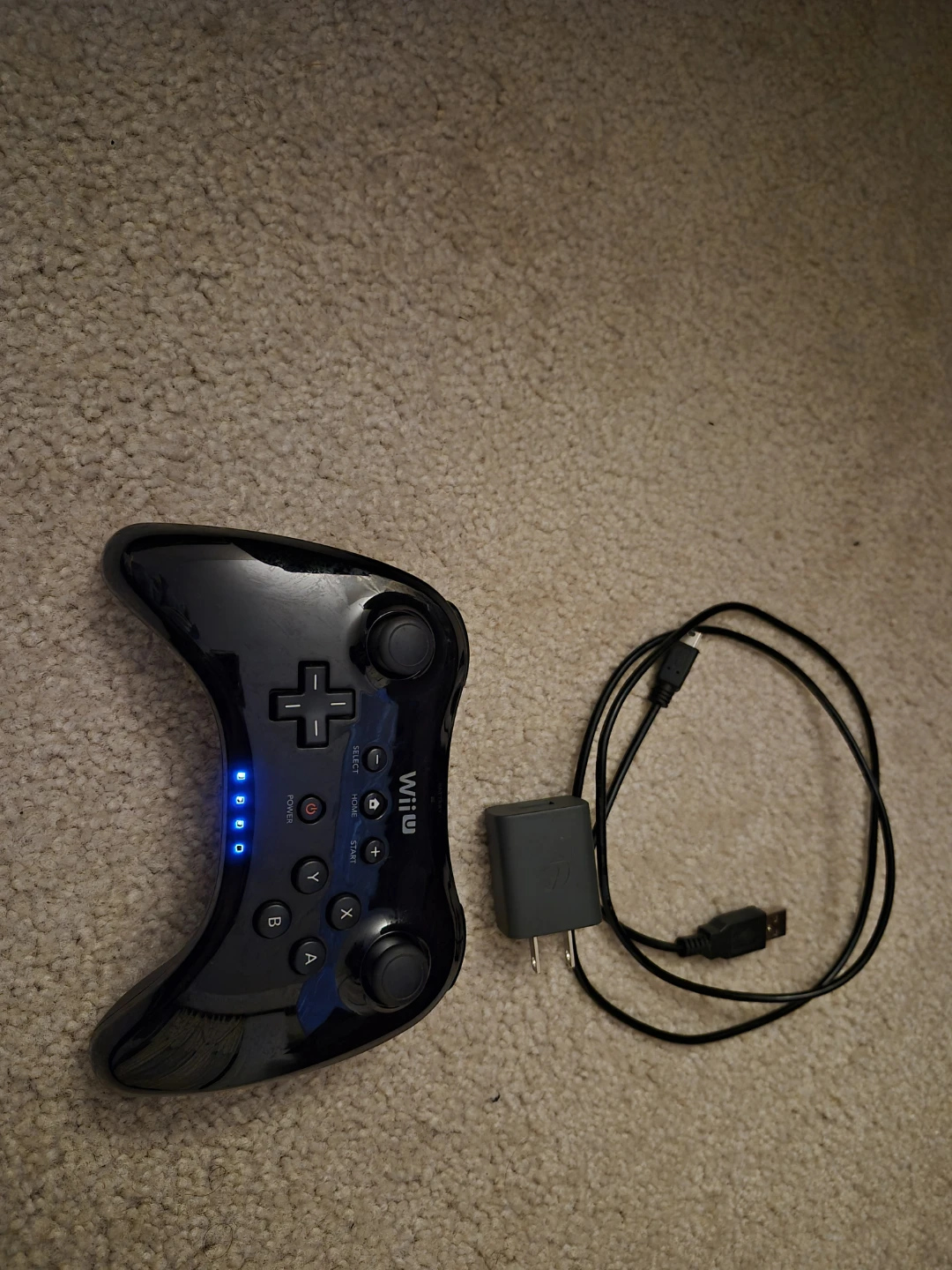 Nintendo Wii U Pro Controller with Charger