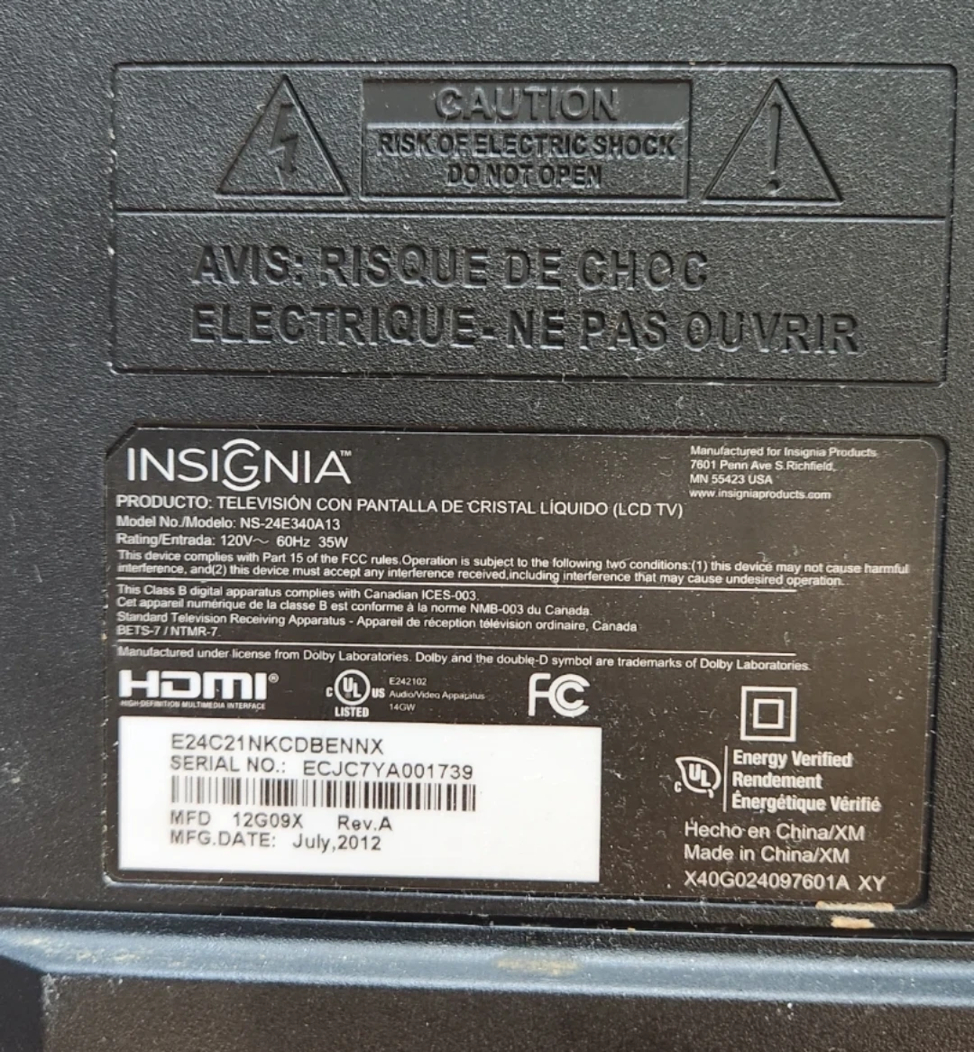 Insignia 24" LCD TV - photo 3