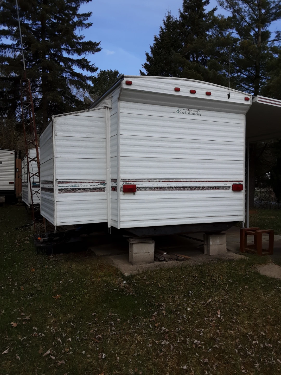 Supreme Northlander Travel Trailer - photo 2
