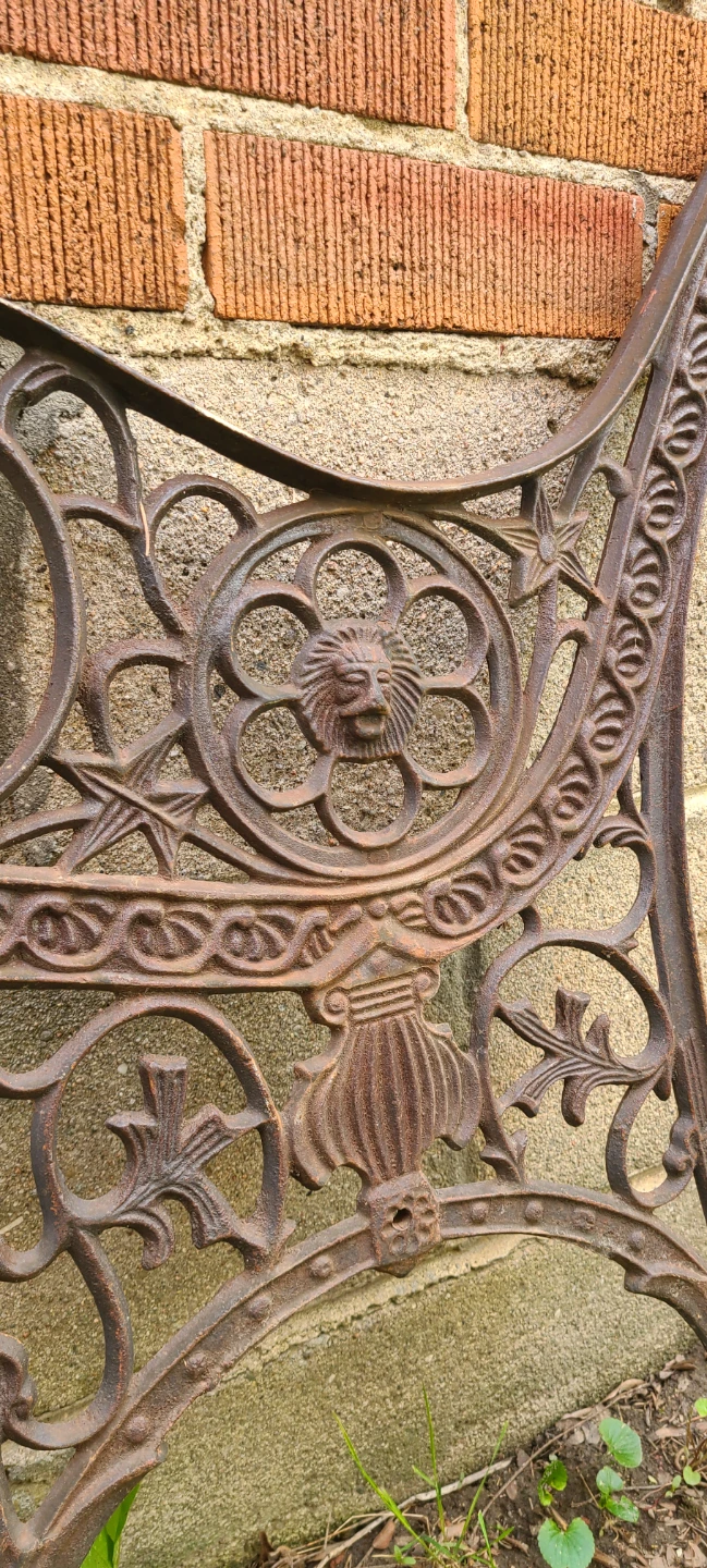 Antique Bench Ends / Vintage Bench Parts - photo 4