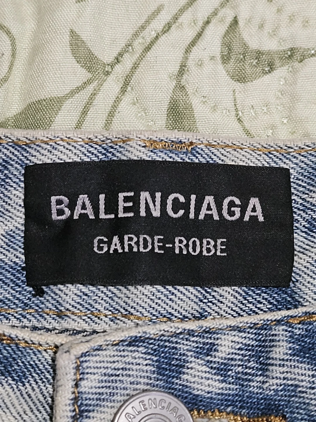 Authentic Garde Robe Collection Balenciaga Men's Flared Jeans - photo 4