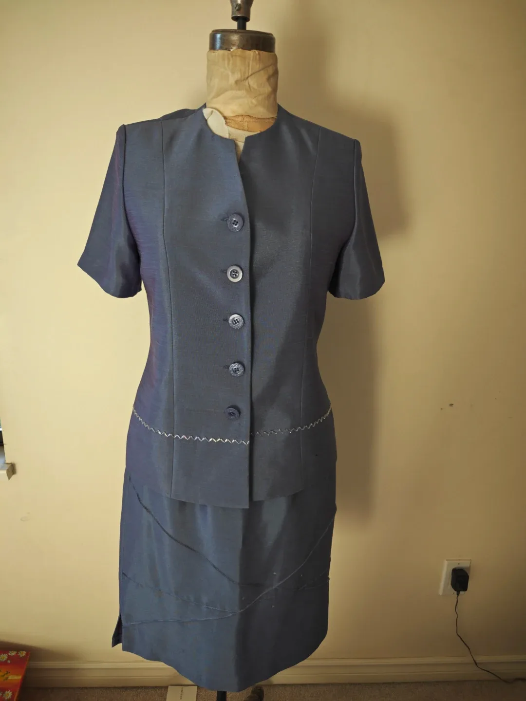 Women's Two-Piece Suit Set - photo 3