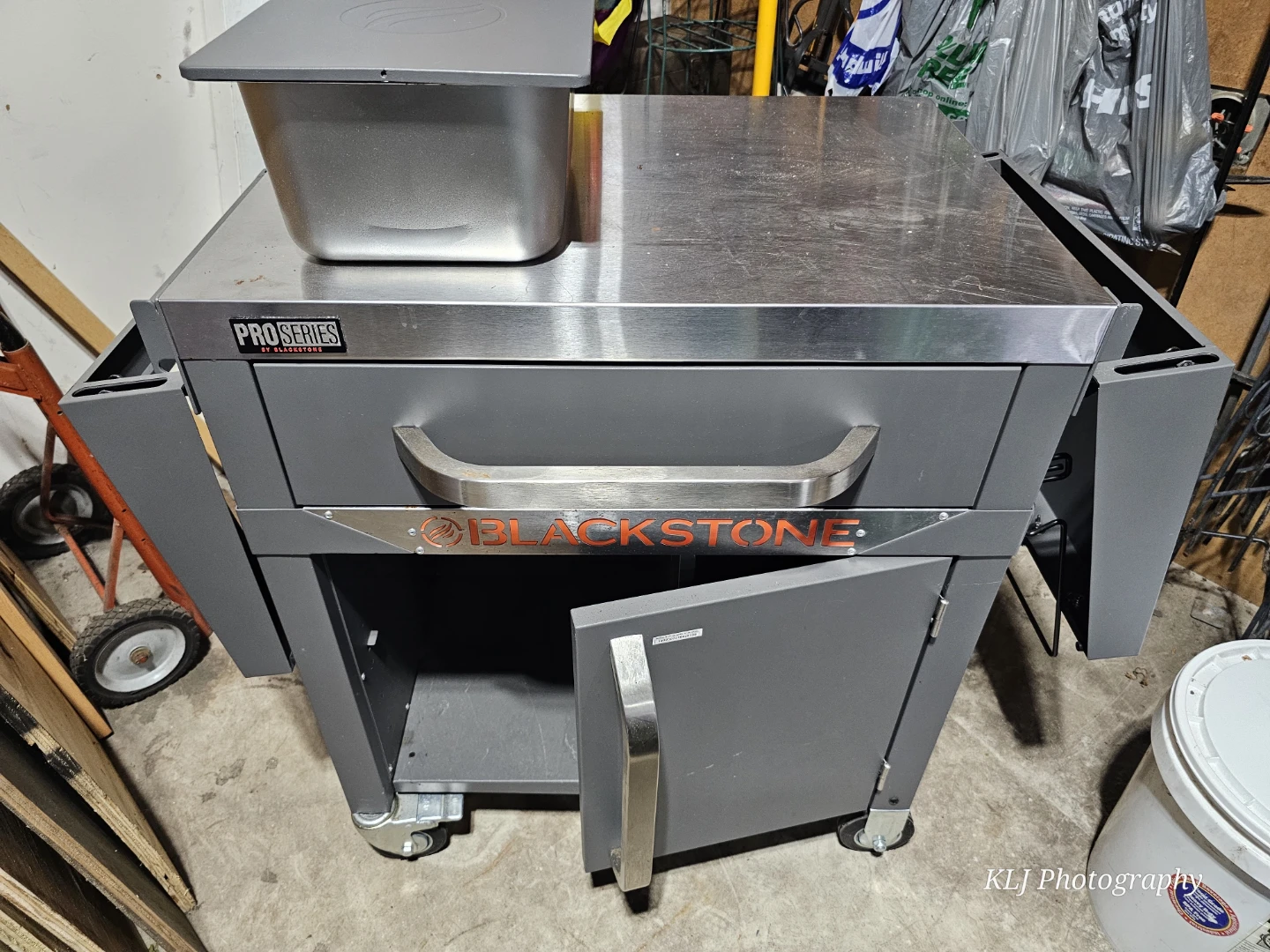 Blackstone Pro Series Griddle Cart - photo 2