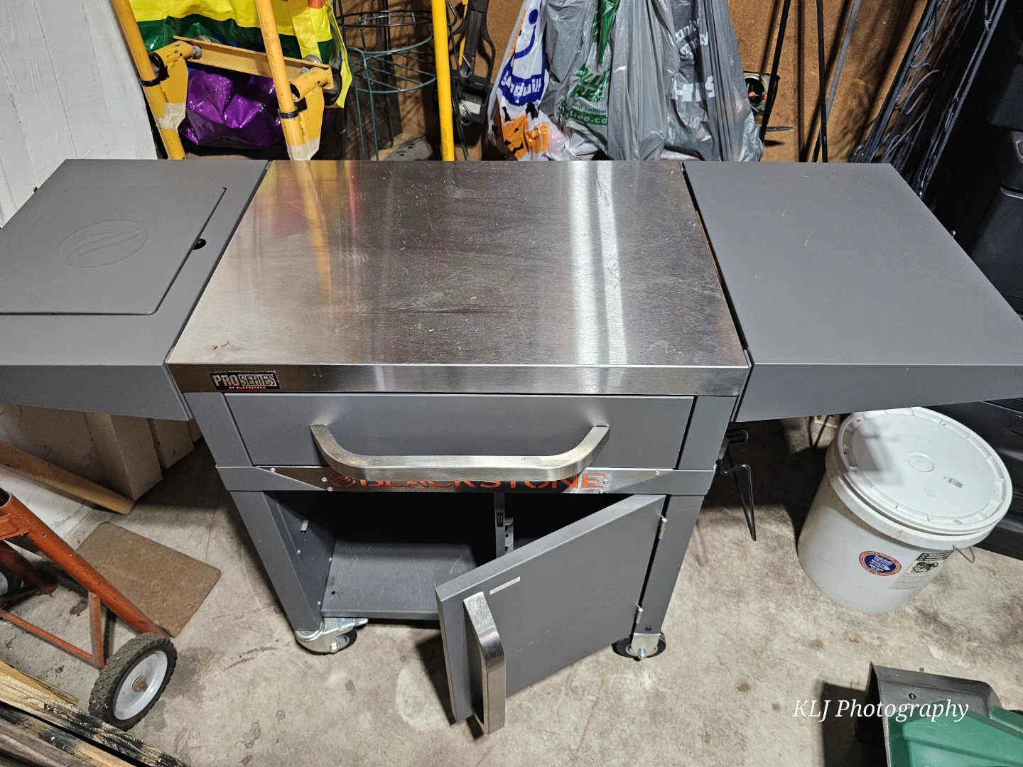 Blackstone Pro Series Griddle Cart