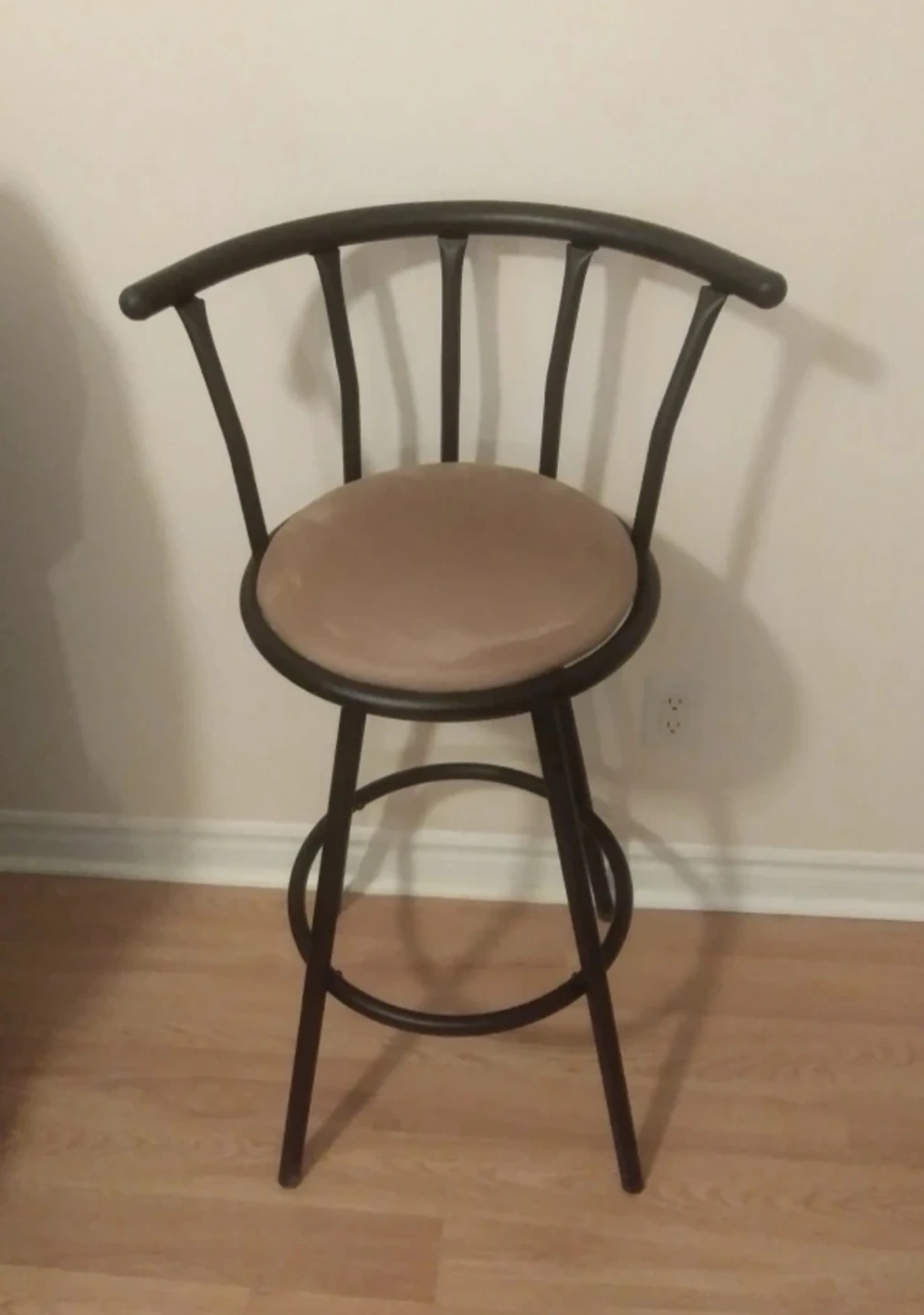 Stylish Swivel Barstool - photo 2