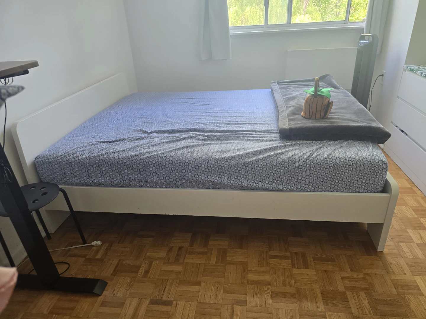White Bed Frame for sale!!! - photo 4