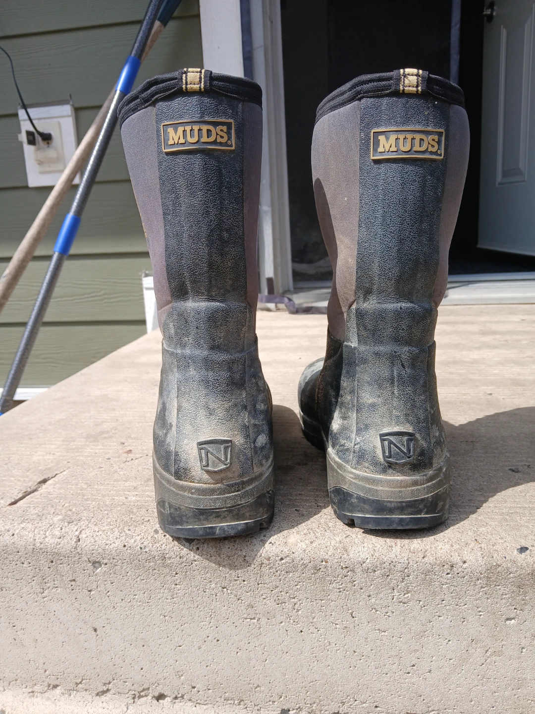 Noble Outfitters steal toed Muck Boots - photo 2