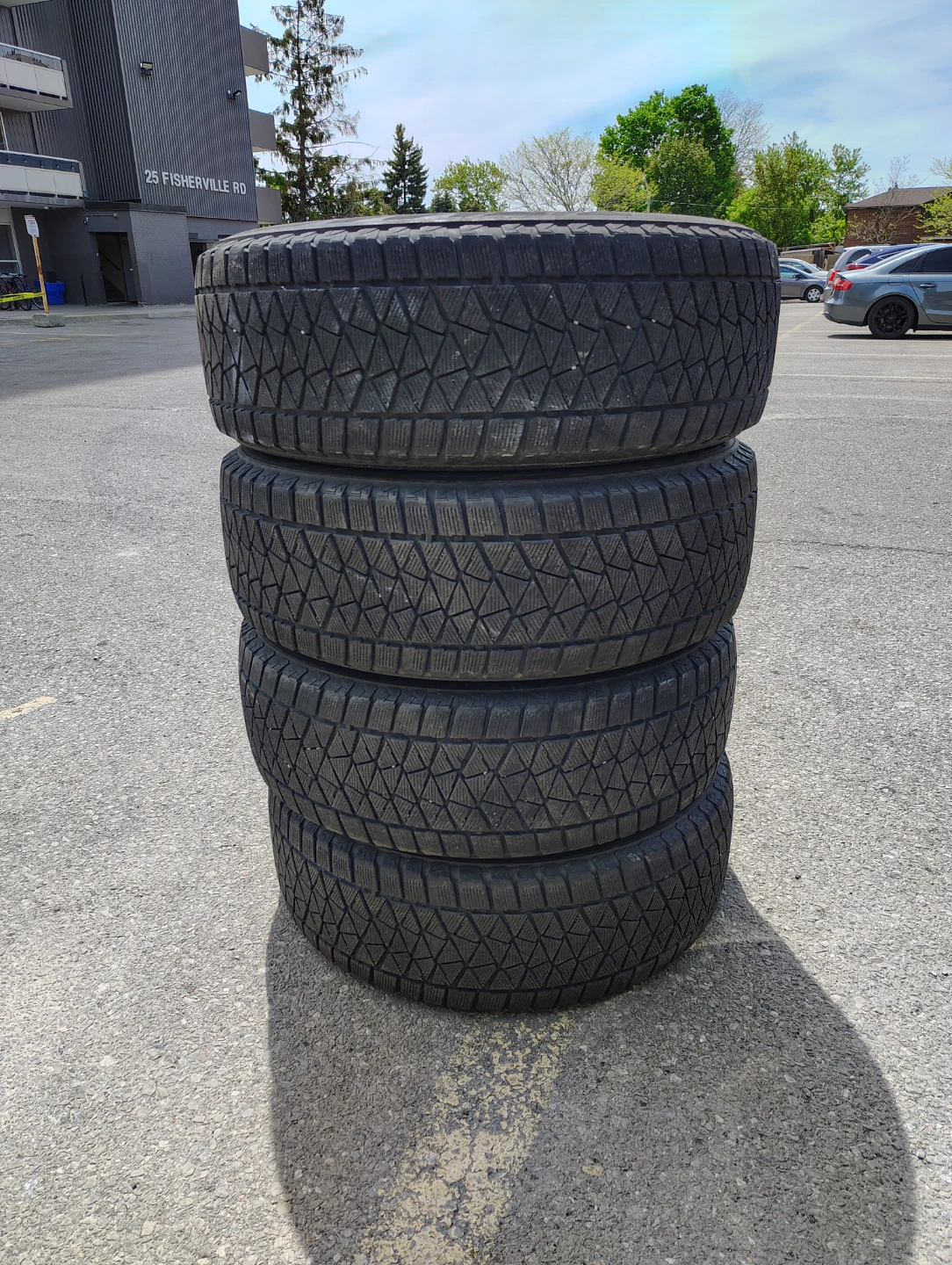 Bridgestone brizzak 4 tires 235/65/17 - photo 3