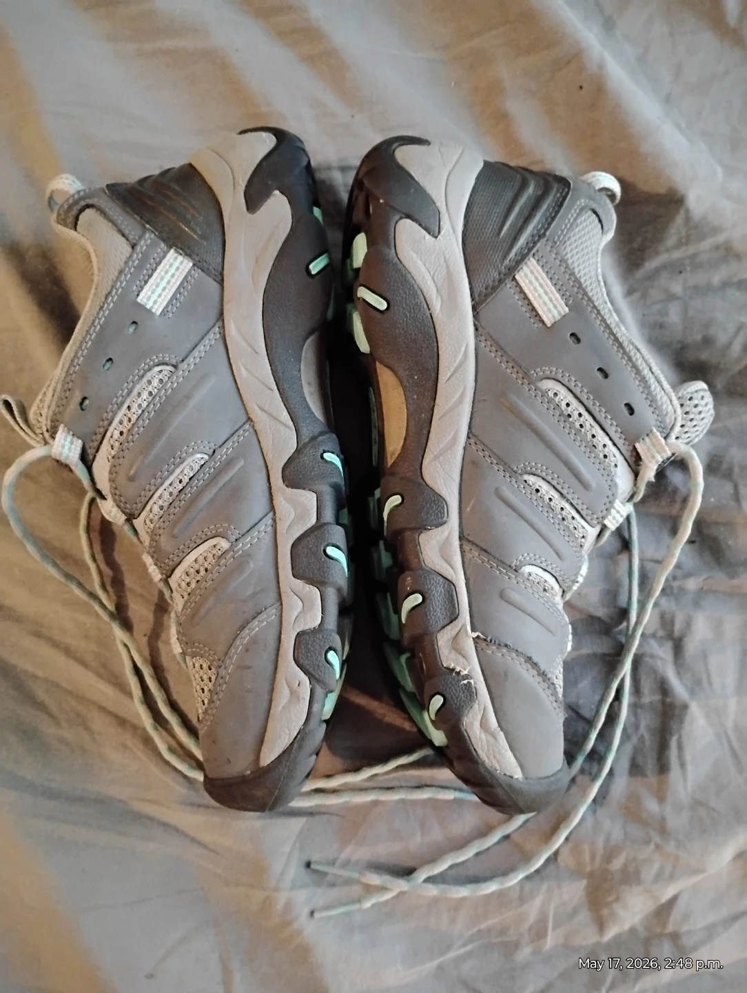 KEEN Women's Hiking Shoes Size 9 Grey - photo 2