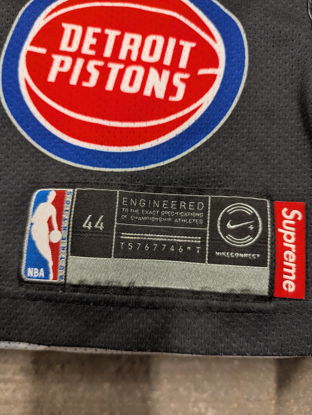Nike Supreme NBA Basketball Jersey 94 - photo 5