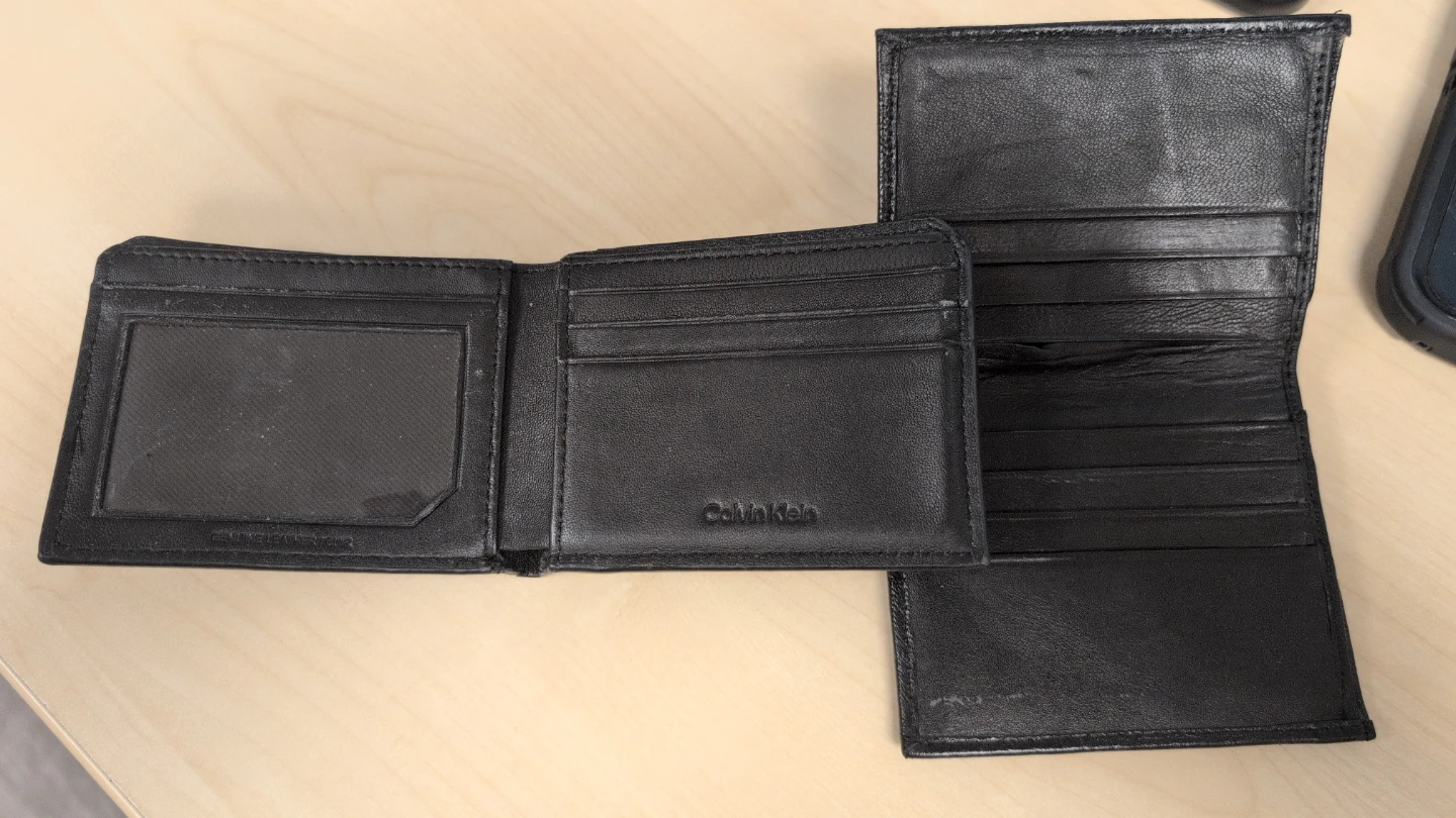 Calvin Klein Black Leather Bifold Wallet - photo 2