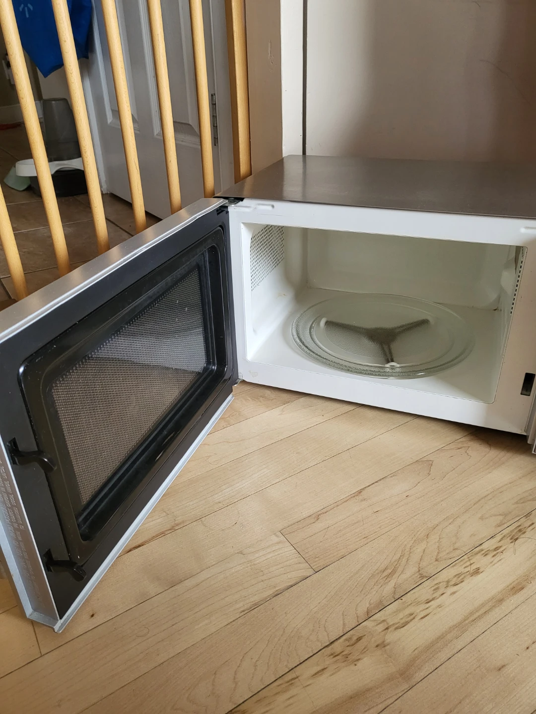 Danby Designer Microwave - photo 2