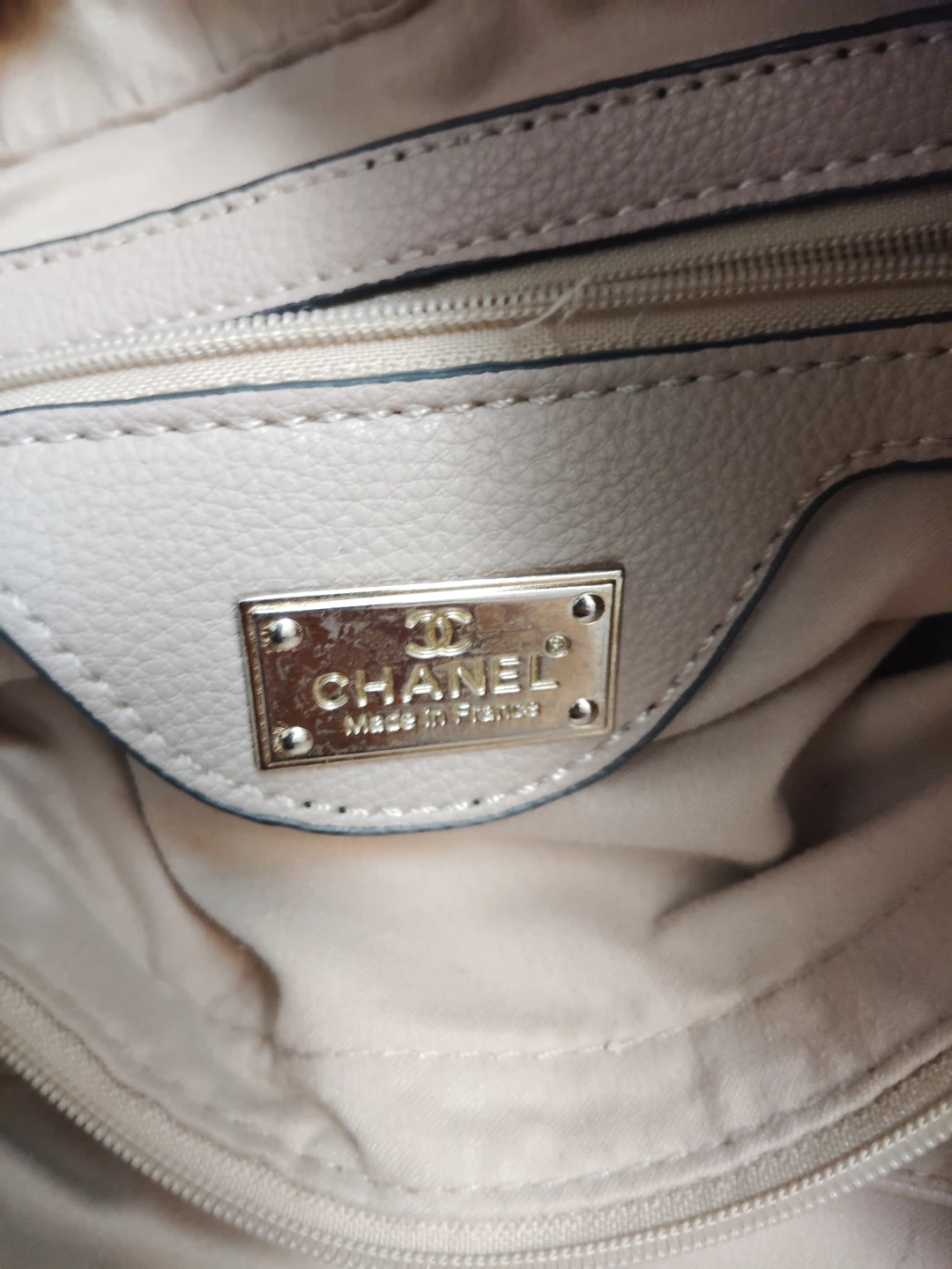 Chanel Quilted Tote Bag - photo 4