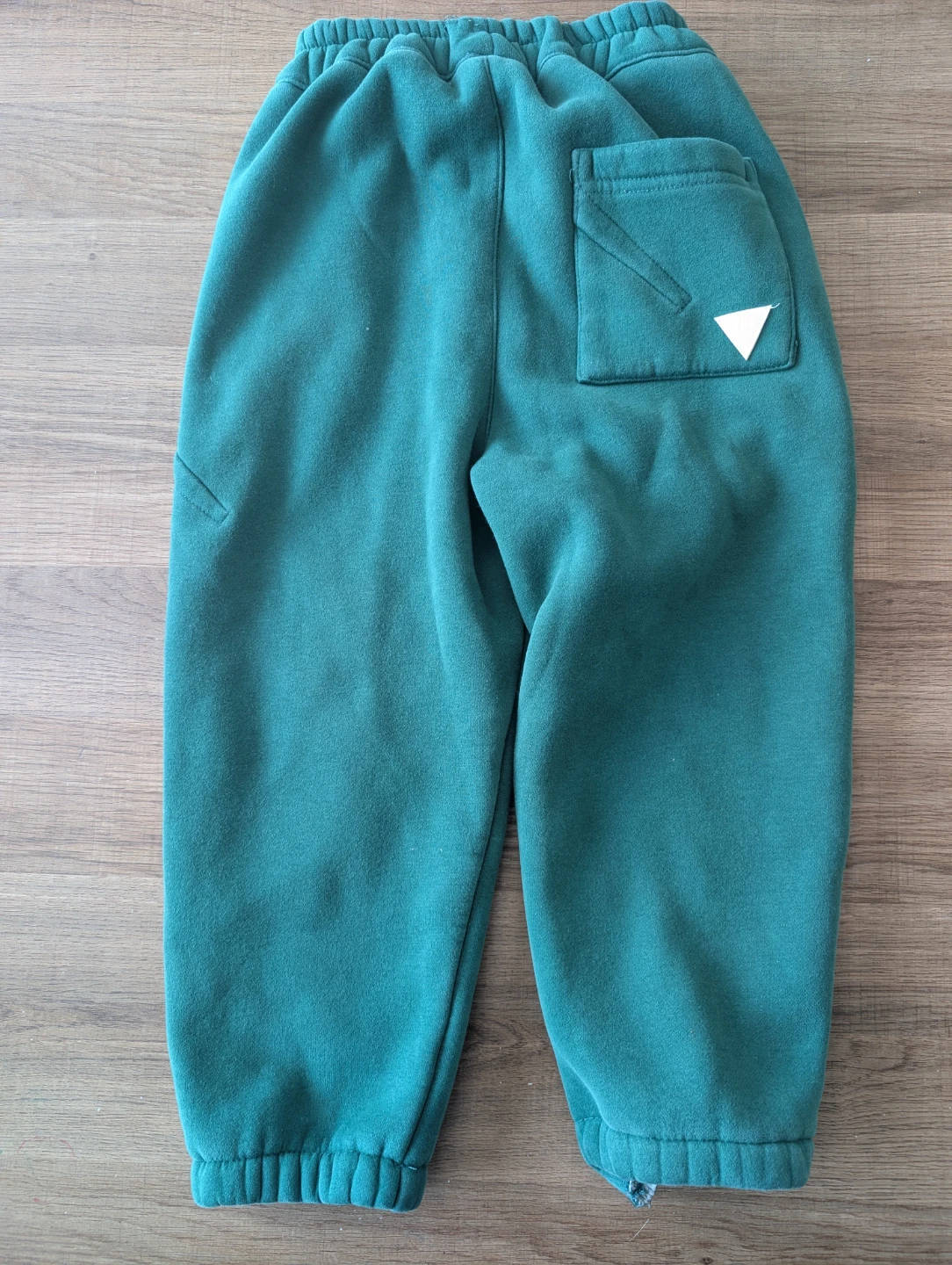 U+26 Green Sweatpants - photo 2