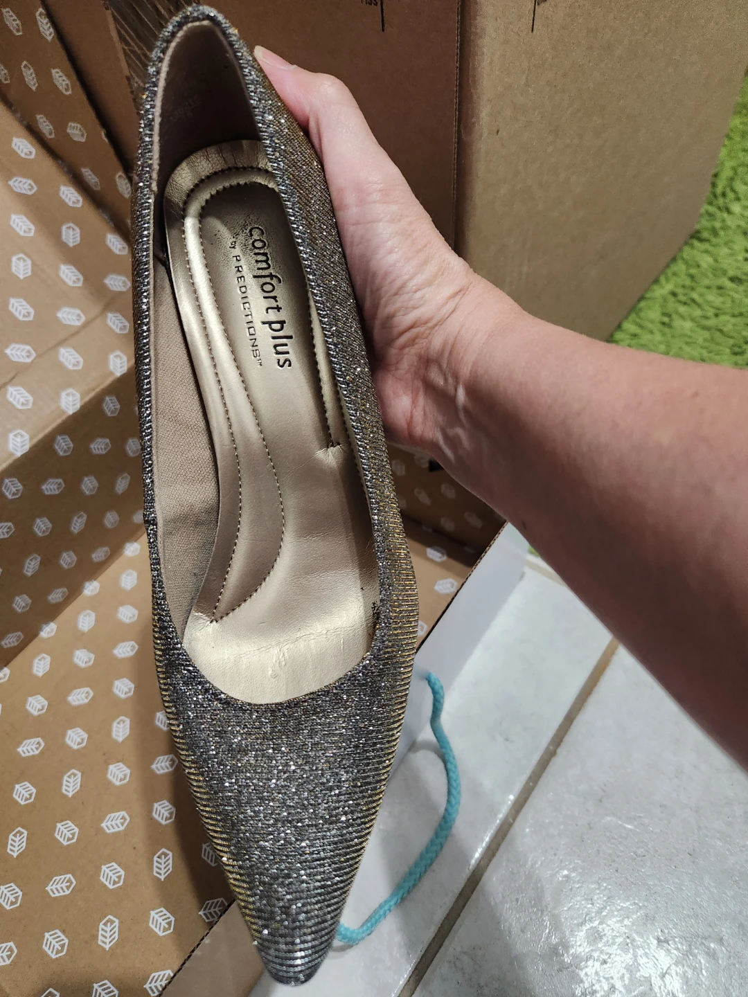 Comfort Plus by Predictions Sparkly Silver Heels - Size 7.5 - photo 5