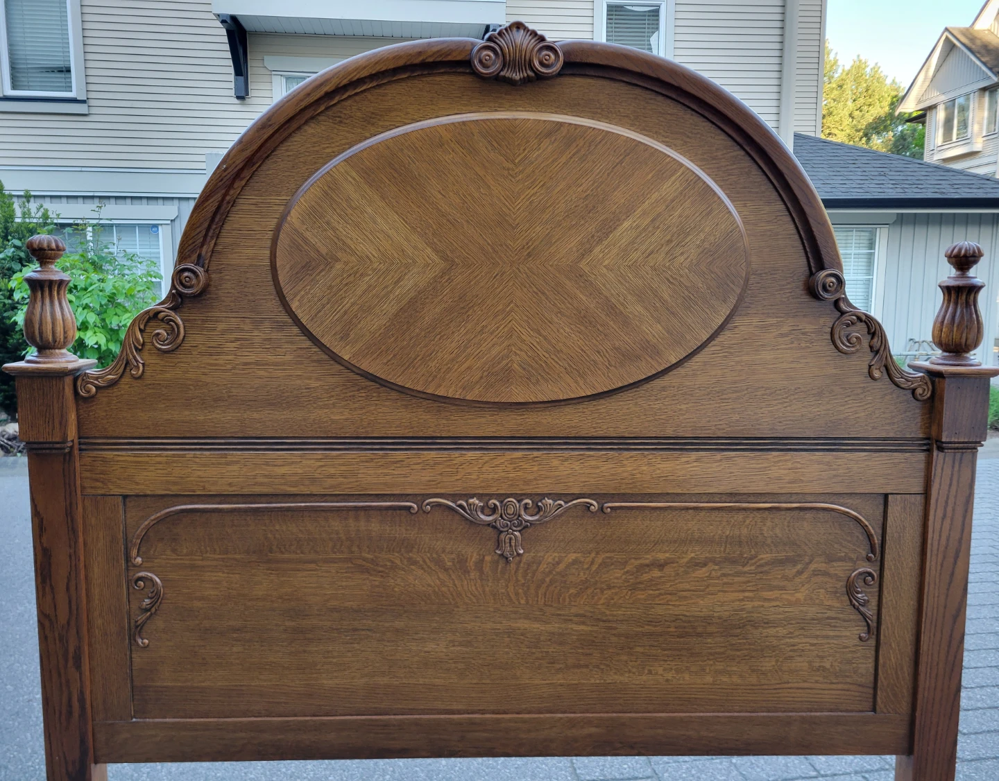 American Drew Solid Oak Bedroom Set - With 2 Nightstands - photo 3
