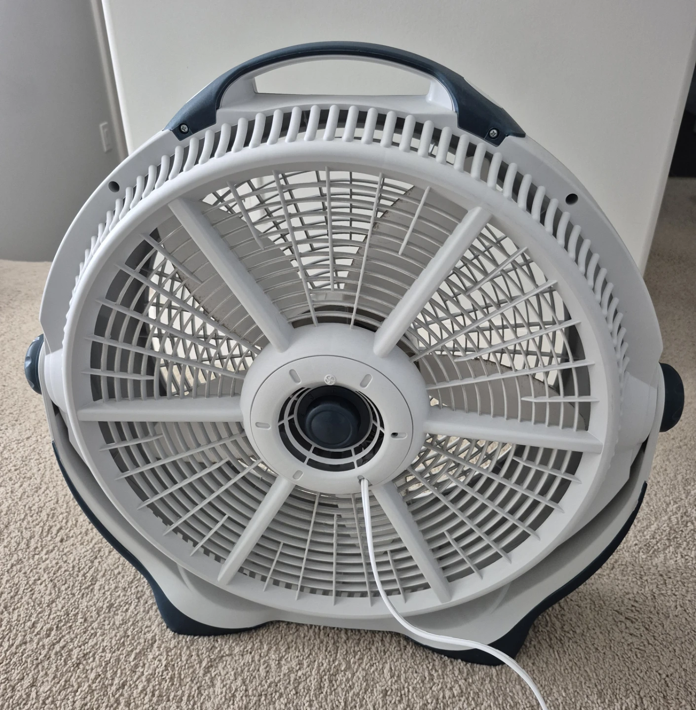 Lasko Wind Machine 3300C - photo 2