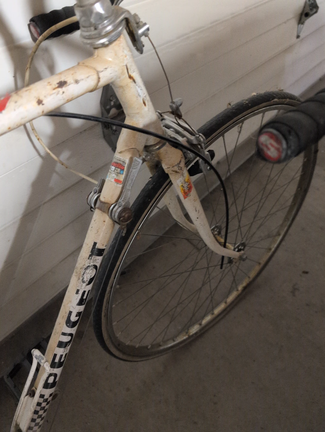 Peugeot Road Bike - photo 4