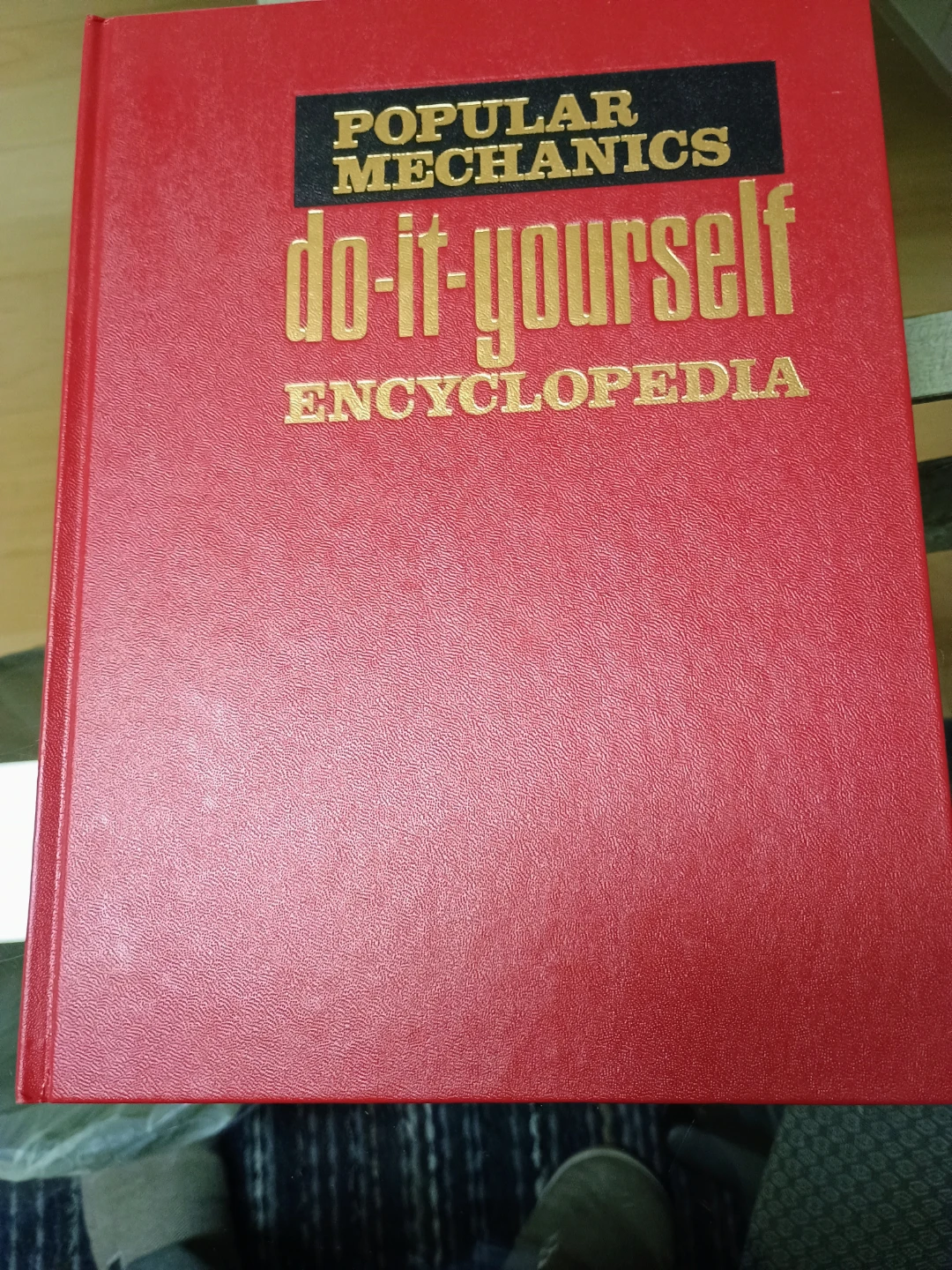 Popular Mechanics Do-It-Yourself Encyclopedia & Yearbooks - photo 2