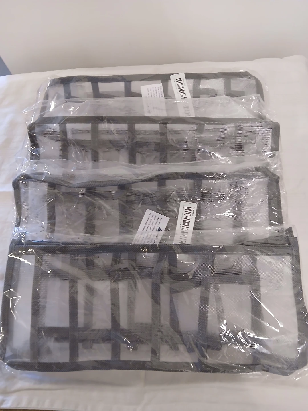 New. 4pk Mesh Organizers. ALL 4 for $15.