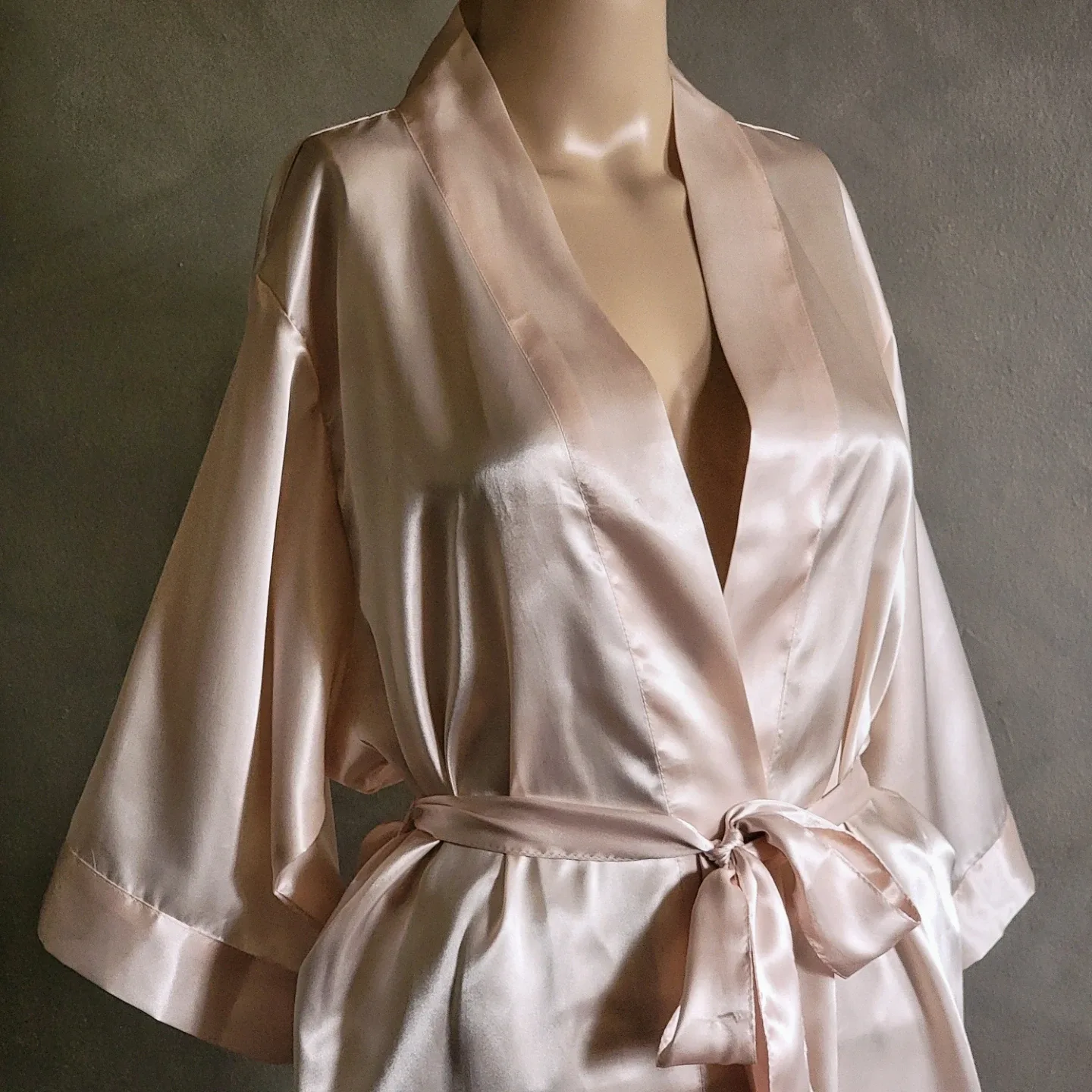 Satin Robe - Pink NWT - photo 4