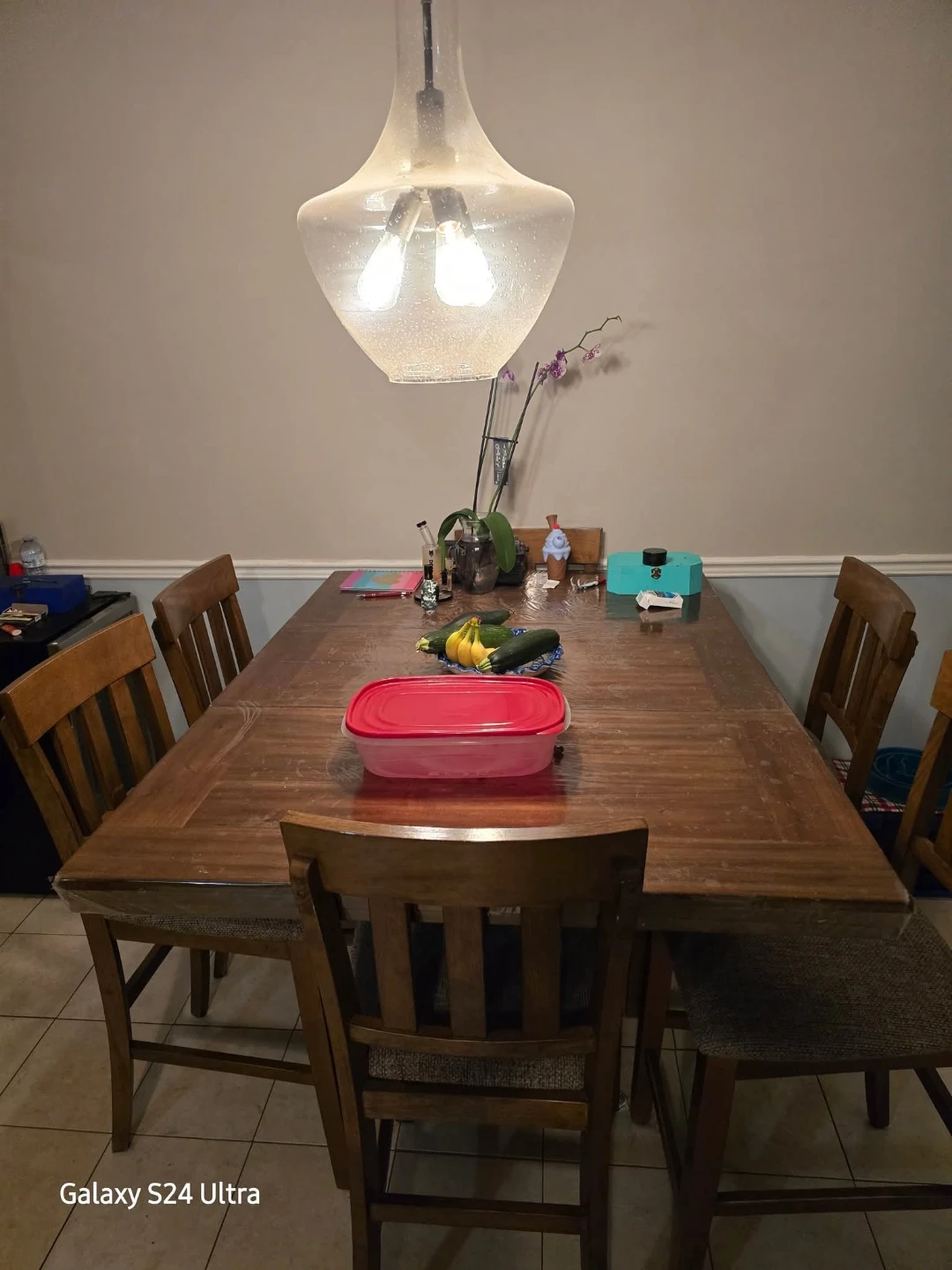 Wooden Dining Table and 6  Chairs