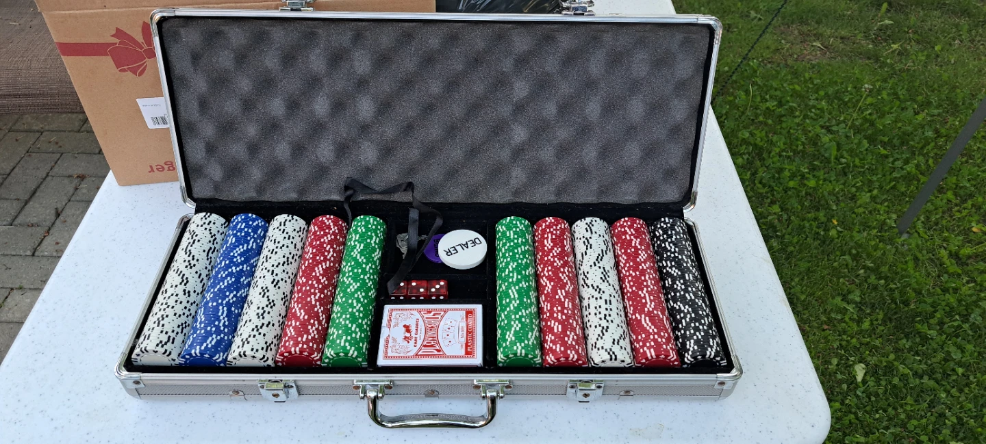 Poker Chip Set with Case