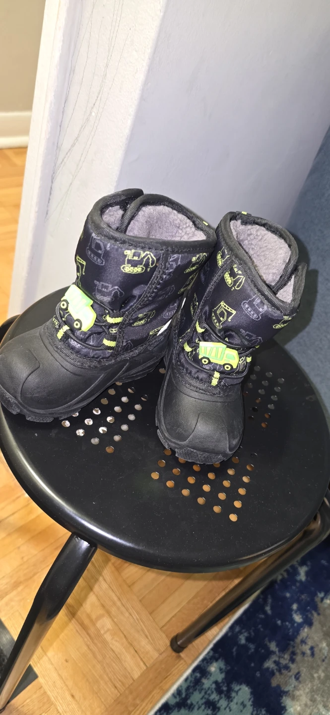 Children's Winter Boots with Construction Truck Design