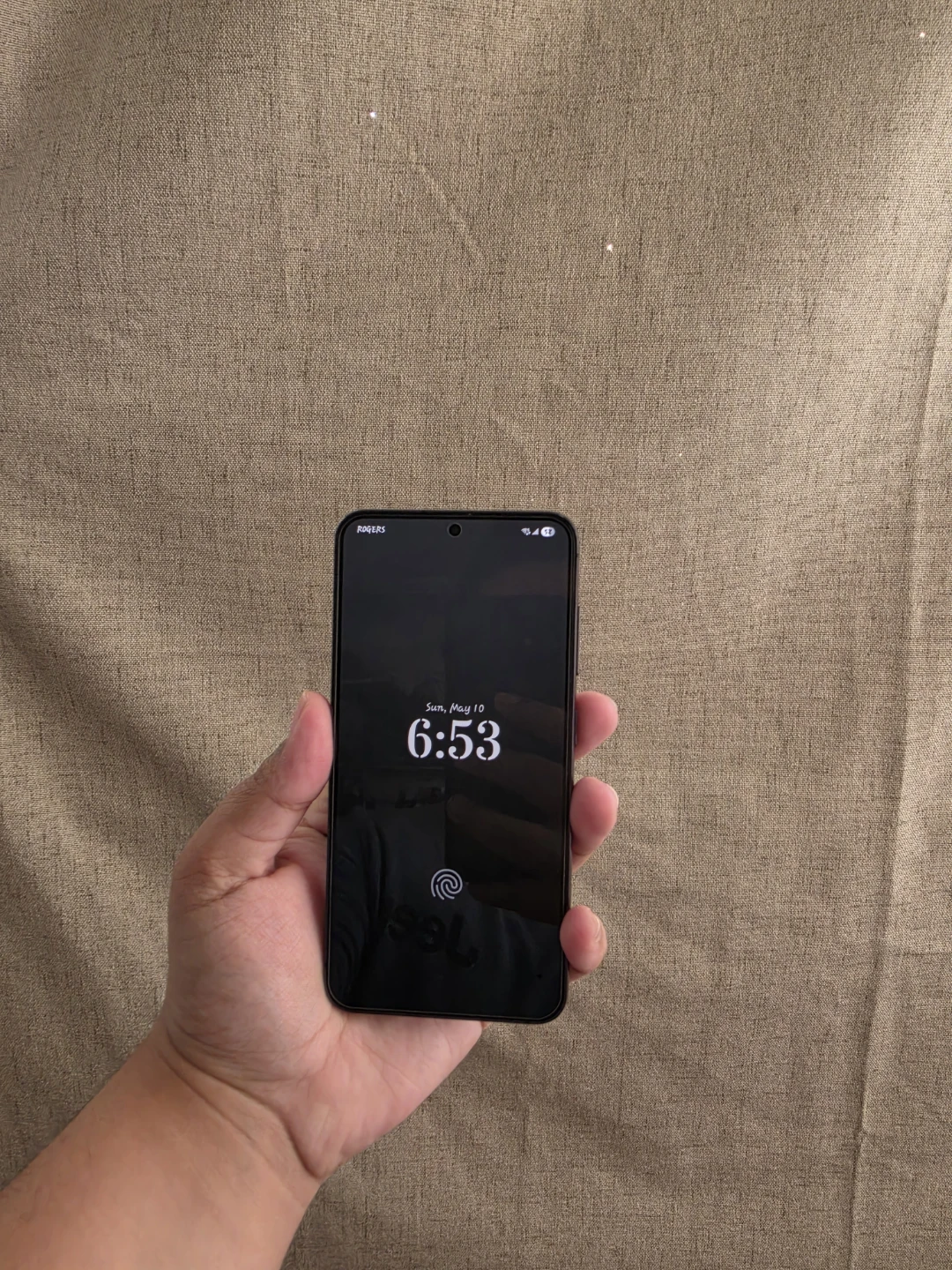 Samsung Galaxy S23 – 128GB – Great Condition + 2 Cases