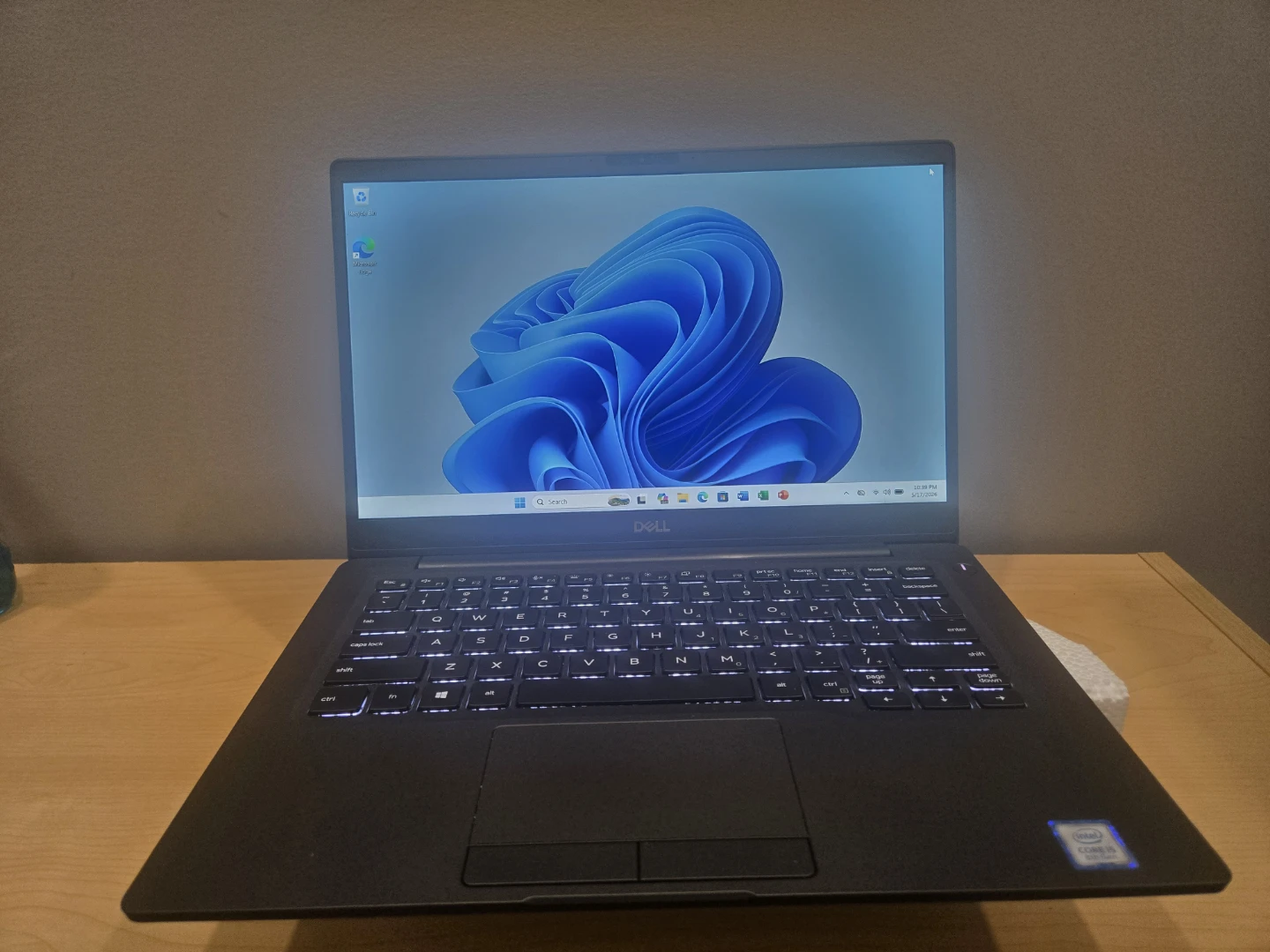 Dell Latitude 7300 Laptop 8th Gen - photo 4