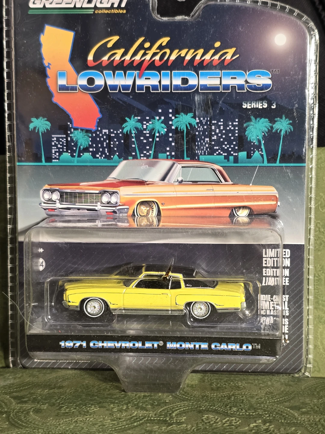 Greenlight 1971 Chevrolet Monte Carlo Die-Cast Car