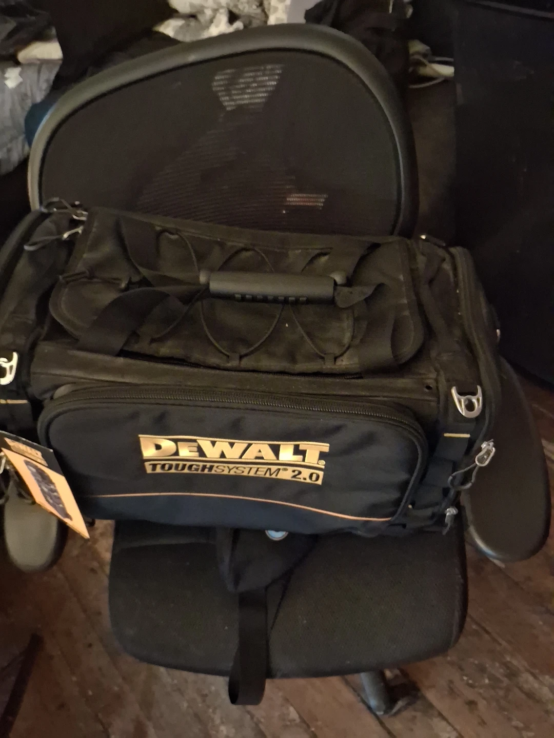 Dewalt 2.0 tool bag brand new