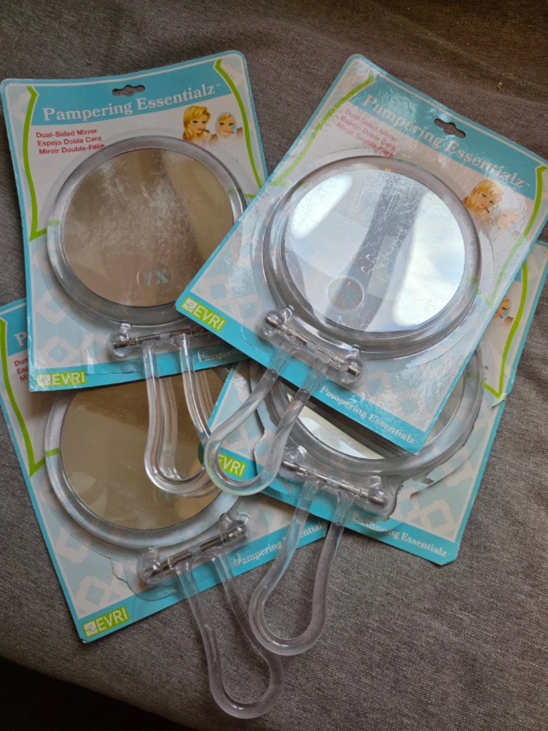 4 Dual-Sided Magnifying Mirrors