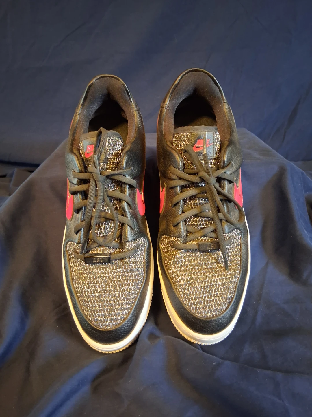 Nike red and black lows - photo 2