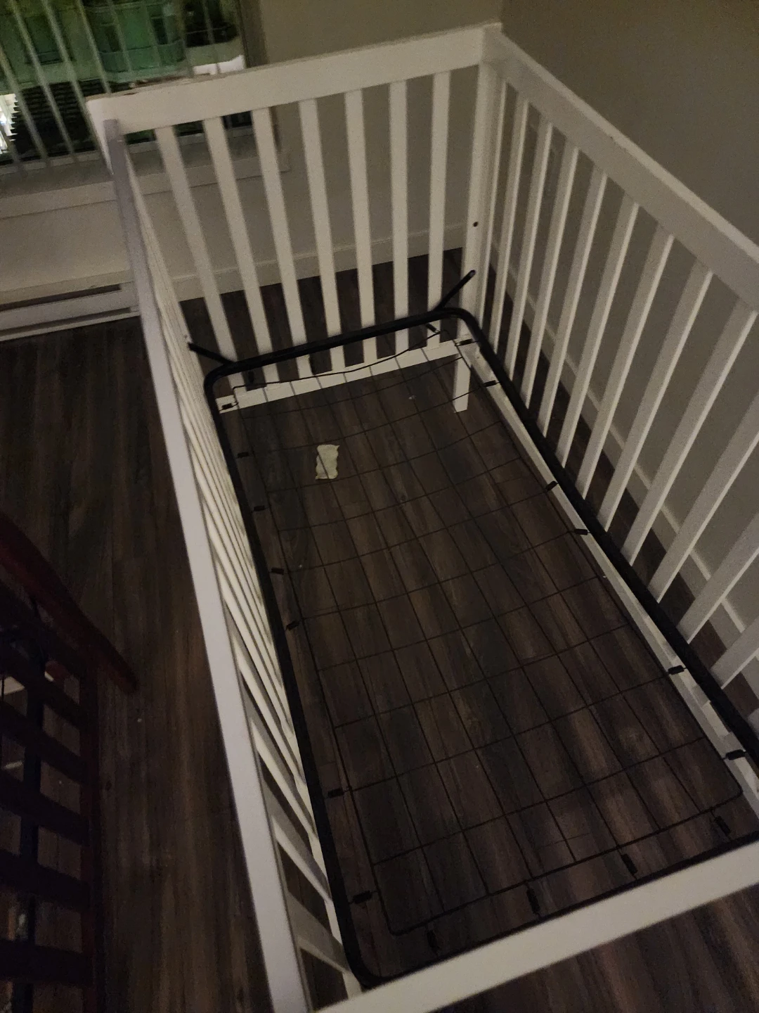 Wooden Crib and White Crib - photo 3